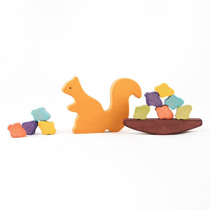 Wooden Squirrel with acorns Balancing toy - PoppyBabyCo