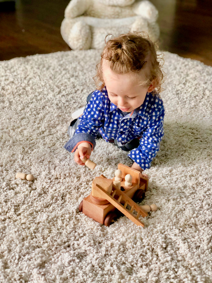 Fire Truck toy with firefighters - PoppyBabyCo