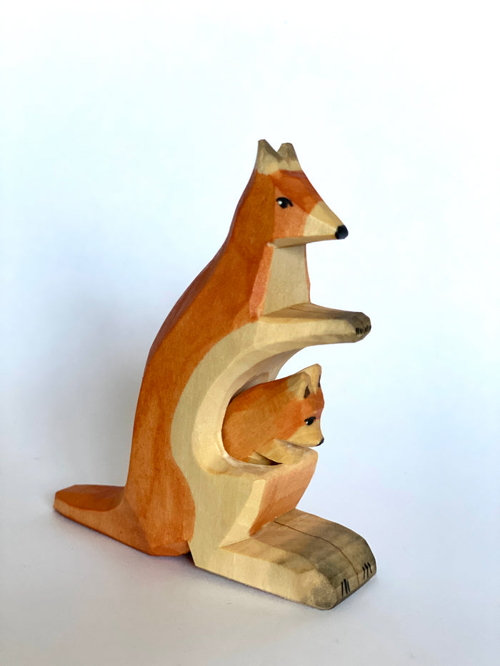 Wooden Kangaroo with Baby