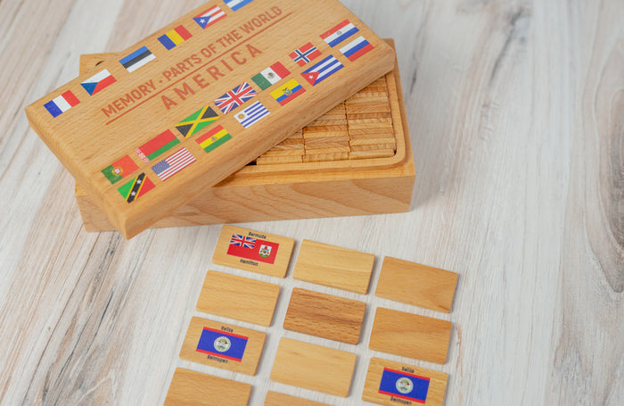 Memory Game Parts of the World, America in wooden box