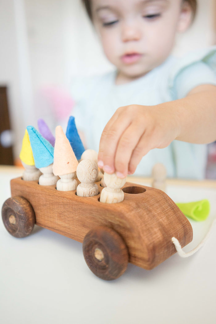 Car pull along toy with 10 sorting wooden peg people in multi-colored felt hats - PoppyBabyCo