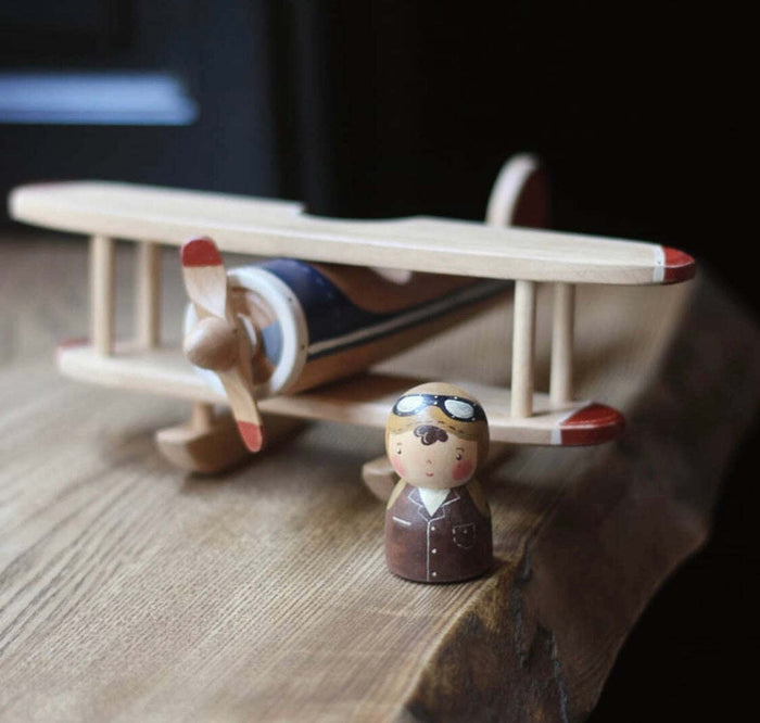 Gnezdo Wooden Seaplane with Pilot