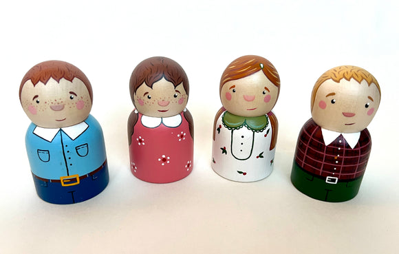 Handcrafted Wooden Peg Dolls – Boy and Girl Figurines for Imaginative Play